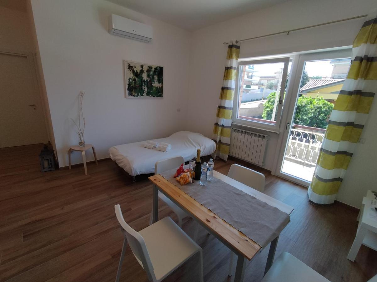 Viriamo House Roma Apartment Acilia Exterior photo