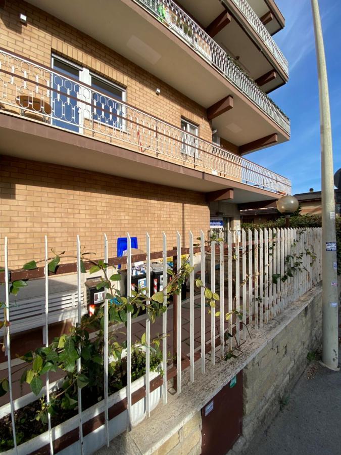 Viriamo House Roma Apartment Acilia Exterior photo